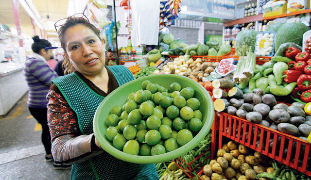 Escenario. En los últimos dos meses, el costo del limón repuntó hasta en 200% y explicaría el resultado inflacionario del mes de agosto, según Velarde. Foto: difusión