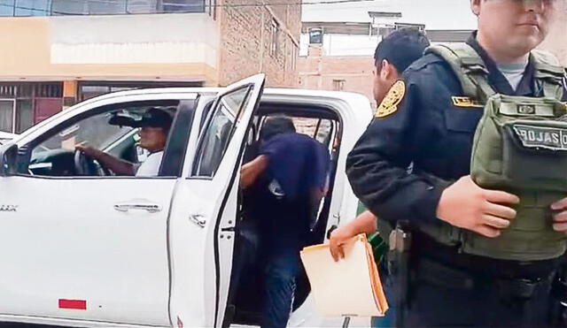 Delito. Malos agentes cumplirán detención preliminar por pedir cupo a vendedores de droga. Foto: difusión