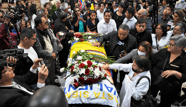 Familiares de Fernando Villavicencio responsabilizan al Estado por el asesinato del candidato a la presidencia de Ecuador. Foto: AFP
