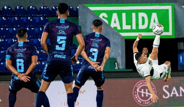 Olimpia sumó 6 puntos y se encuentra en el puesto 10 del Torneo Clausura. Foto: Olimpia