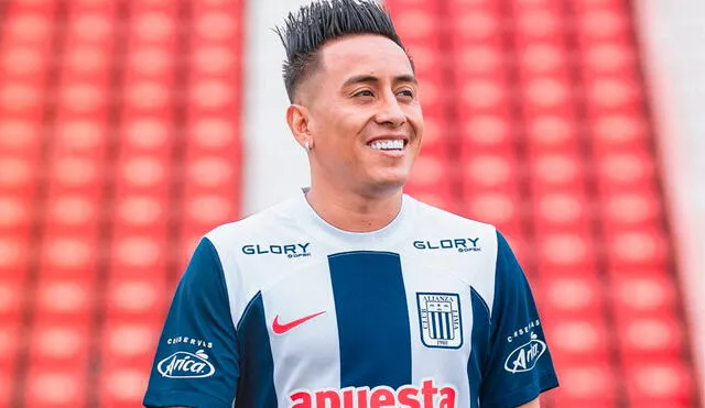 La carta pase de Christian Cueva le pertenece al club árabe Al Fateh, la cual está vigente hasta el año 2025. Foto: Twitter/Alianza Lima - Video: Movistar Deportes