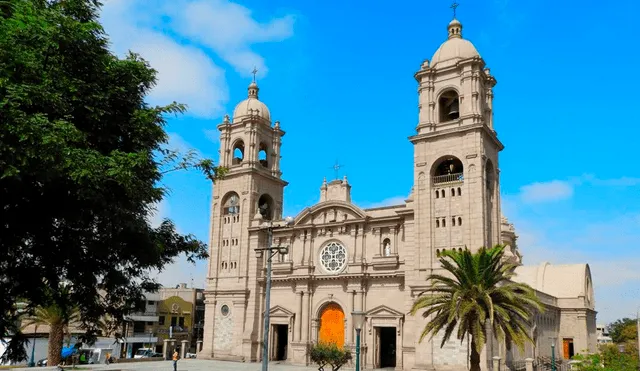 La catedral de Tacna es uno de los principales atractivos turísticos de la ciudad. Foto: Facebook/Difusores de la Historia de Tacna