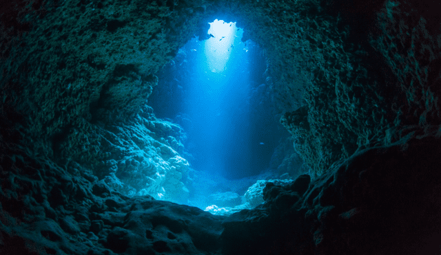 Científicos aseguran que este profundo lugar tendría más cantidad de agua de la que existe en los océanos. Foto: referencial/Discover Magazine