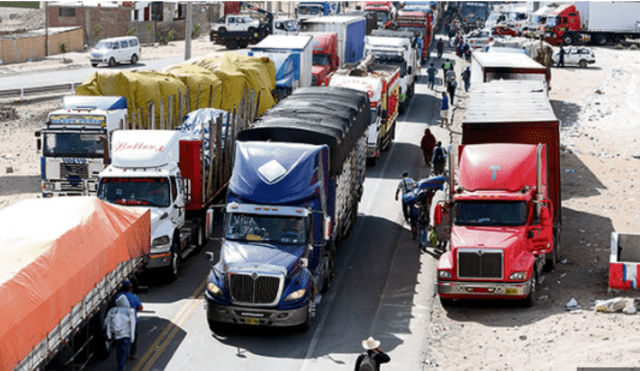 Anuncian paro de transporte indefinido. Foto: La República