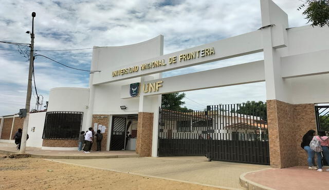 Estudiantes de la UNF padecen por agua potable. Foto: difusión