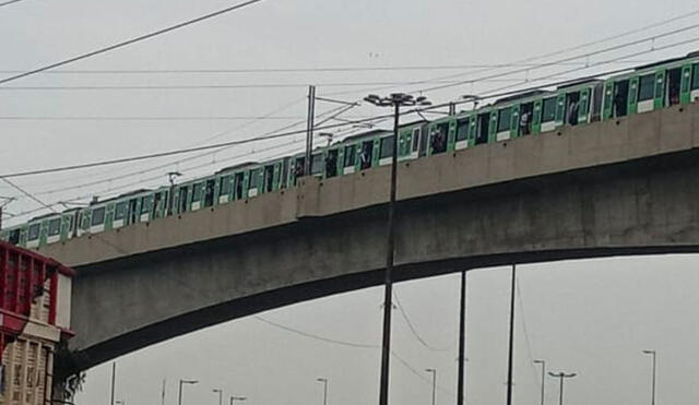 Tren de la Línea 1 reporta demoras para desplazarse. Foto: usuarios LR