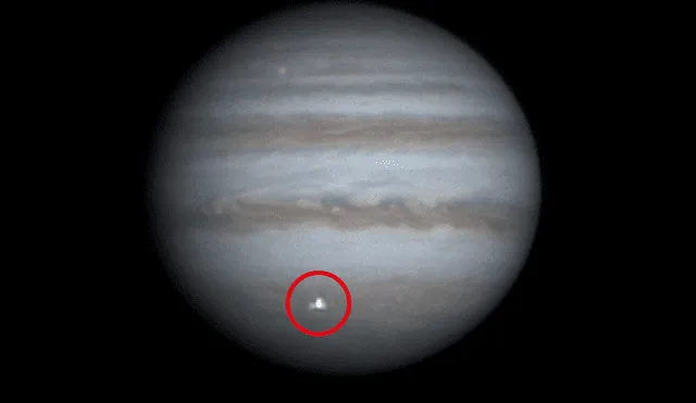 Momento del impacto del objeto sobre Júpiter. Foto: OASES/PONCOTS project