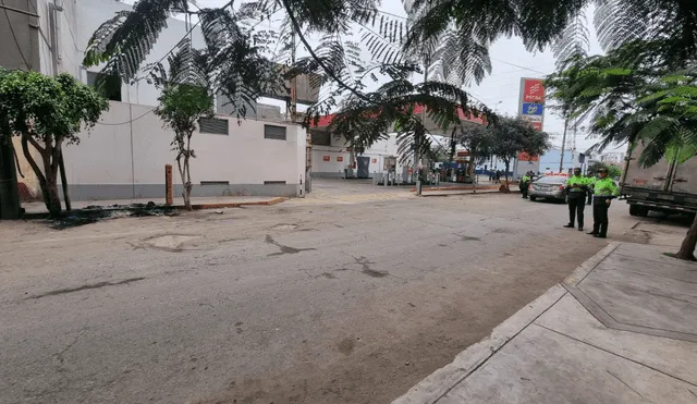 Surquillo. Se precedió a hacer el levantamiento del cadáver. Foto y video: La República/Rosario Rojas