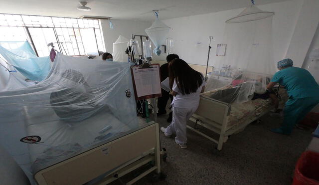 Piura encabeza esta lista con 228 personas hospitalizadas, seguida por La Libertad con 120. Se registra un aumento en los casos hospitalizados.  Foto: La Repúiblica