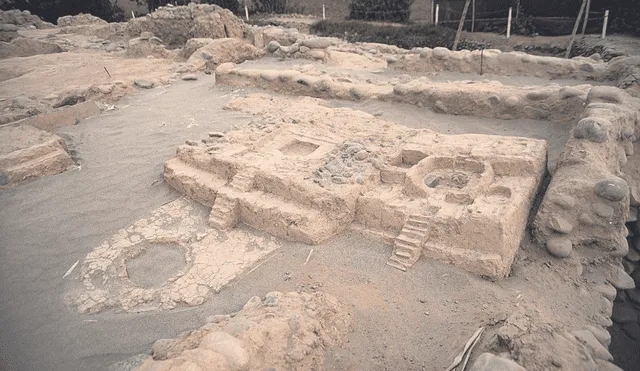 Detalles. La maqueta mejor conservada muestra escaleras, plataformas y una plaza circular. Foto: Zona Arqueológica Caral