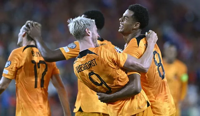 La selección neerlandesa sumó seis puntos en el grupo B de las clasificatorias a Eurocopa. Foto: AFP