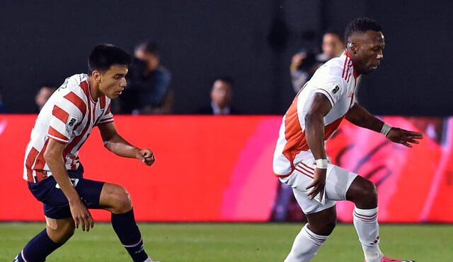 La selección peruana enfrentó a la Albirroja en Ciudad del Este por las Eliminatorias. Foto: Agencias