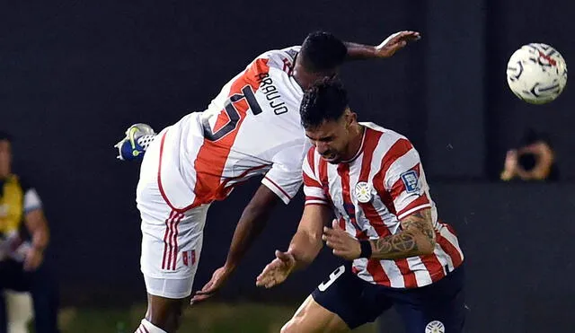 La selección peruana enfrentó a la Albirroja en Ciudad del Este por las Eliminatorias. Foto: Agencias
