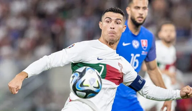 Cristiano Ronaldo arrancó como titular en el partido entre Portugal vs. Eslovaquia. Foto: EFE