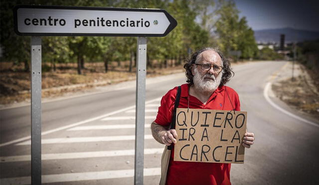 Justo Márquez, enfermo de cáncer, ha pedido ingresar voluntariamente en el centro penitenciario de Alhaurín de la Torre. Foto: composición LR/EFE