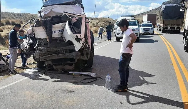 El accidente se produjo en el tramo que lleva a Pasco. Foto: Andina