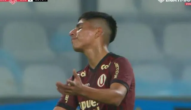 Piero Quispe no estuvo de acuerdo con su cambio e hizo gestos con la cabeza. Foto: captura/Liga 1 Max