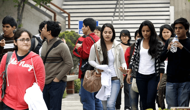 Autoridades del Gobierno de Pedro Castillo promovió la iniciativa de ingreso libre a universidades. Foto: Andina
