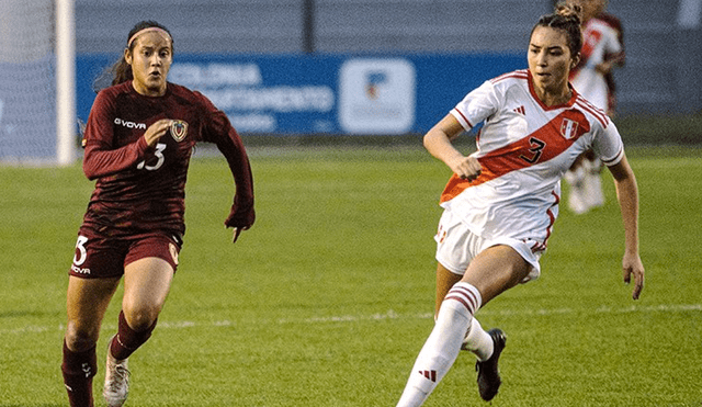 La selección peruana femenina sub-19 venció a Chile y Venezuela por el grupo B. Foto: Twitter/La Bicolor