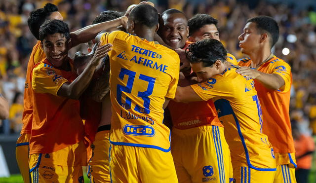 Con la goleada 3-0 sobre Monterrey, Tigres escaló al segundo puesto de la tabla en la Liga MX. Foto: EFE | Video: Afizzionados