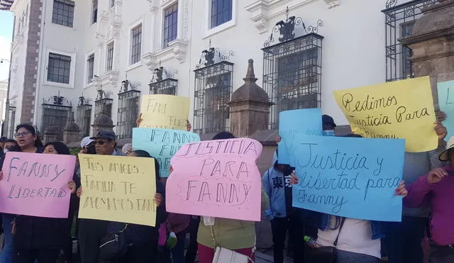 Familiares y amigos de mujer que presuntamente compró bebé piden su libertad. Foto: Luis Álvarez/La República