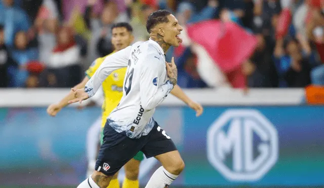 Paolo Guerrero fue la figura de la semifinal de ida. Foto: Conmebol