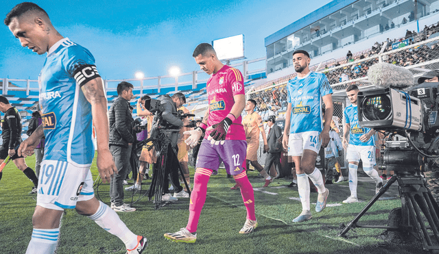 Desconocido.  El equipo de Tiago Nunes cometió muchos errores en la altura y hoy está fuera de los play-offs de la Liga1. Foto: difusión