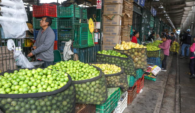 El limón es el alimento que más ha subido de precio en el último mes. Foto: Andina
