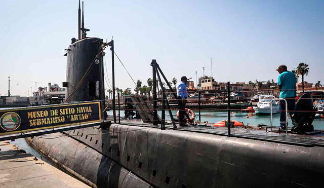 Submarino Abtao de la Marina de Guerra del Perú pesa 1.200 toneladas. Foto: ANDINA/Héctor Vinces