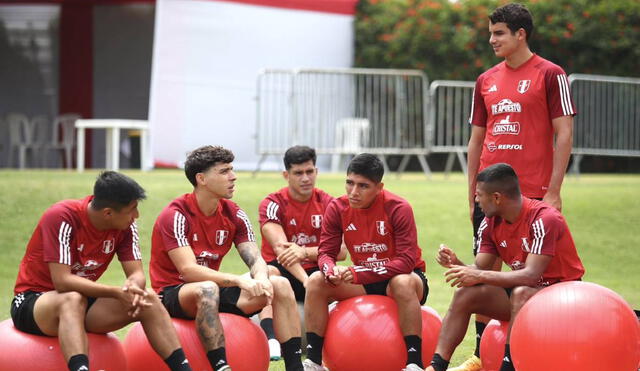 La selección peruaan enfrentará a Chile y Argentina por las Eliminatorias. Foto: X/LaBicolor