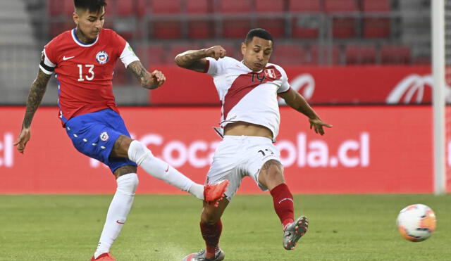 El último duelo entre Chile vs. Perú en Santiago por Eliminatorias terminó en triunfo 2-0 para la Roja. Foto: AFP