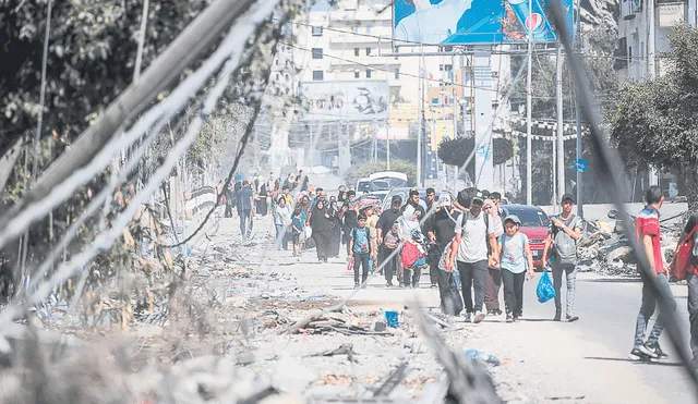 Miles de personas son evacuadas durante el enfrentamiento de Medio Oriente. Foto: EFE