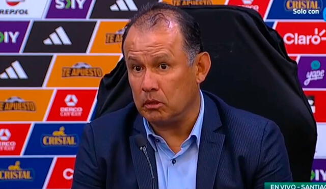 Juan Reynoso habló tras la derrota de la selección peruana ante Chile en Santiago. Foto: captura/Movistar Deportes