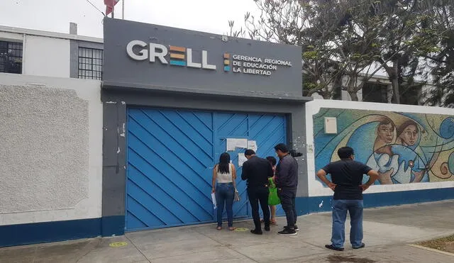 Funcionarios del Minedu llegaron a GRELL ante denuncia de títulos pedagógicos falsos. Foto: La República
