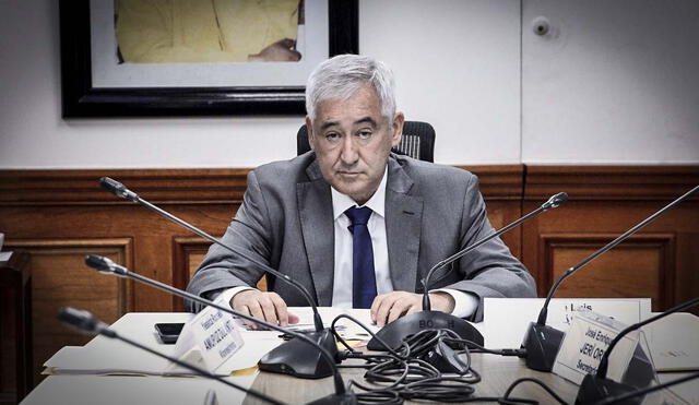 José Elías Ávalos cuestiona blindaje hacia tres candidatos. (Foto composición: La República)