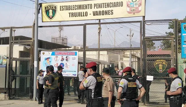 Problemática. El hacinamiento y falla de bloqueadores telefónicos preocupa al INPE. Foto: La República