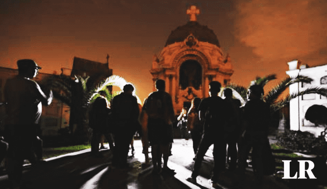 Los ciudadanos que se animen a visitar el Presbítero maestro este 31 de octubre conocerán los mausoleos, las tumbas y nichos del cementerio. Foto: composición LR/ Fabrizio Oviedo