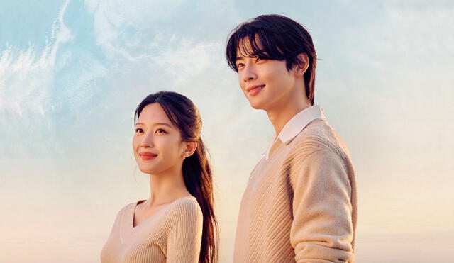 Cha Eunwoo y Moon Ga Young lucen radiantes en su nuevo comercial. Fuente: Hanwha Life