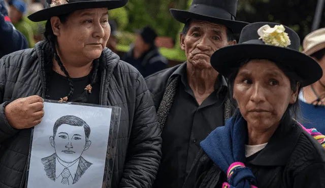 LUTO. Los retratos han acompañado a los familiares de casos como la matanza de Accomarca, ocurrida en 1985. Foto: Oscar Miranda/La República