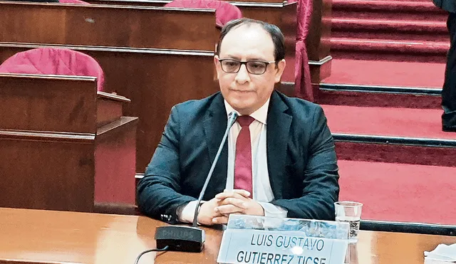 No se inhibe. Gutiérrez Ticse seguirá aunque aceptó patrocinio a Renovación Popular. Foto: difusión