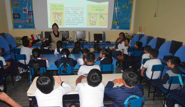 El Ministerio de Educación aún no define el inicio de clases del próximo año 2024. Foto: Andina