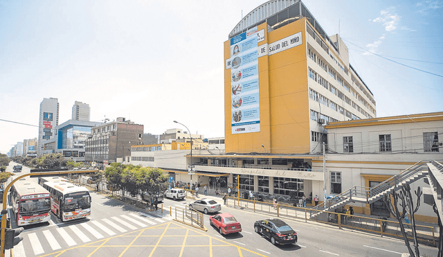 Cobran sin trabajar. La Contraloría ha detectado serias deficiencias de control del personal en Hospital del Niño de Breña. Foto: Andina