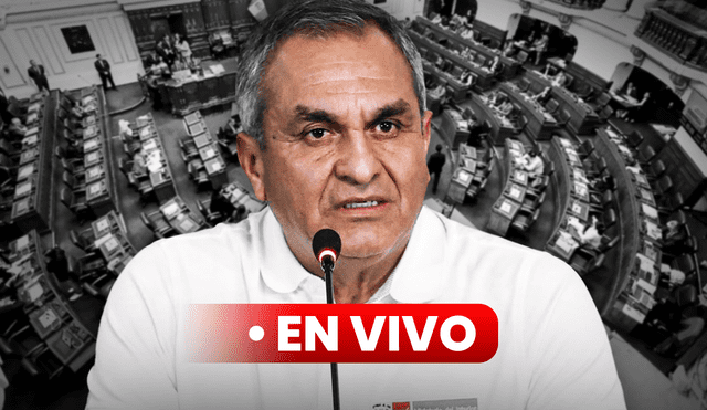 A través de un comunicado, 35 alcaldes provinciales y distritales expresaron su respaldo al ministro del Interior, Vicente Romero. Foto: Composición LR