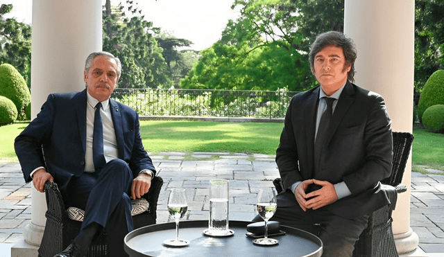 La foto oficial fue difundida menos de una hora después del encuentro entre Alberto Fernández y Javier Milei. Foto: Presidencia de Argentina - Video: La Nación