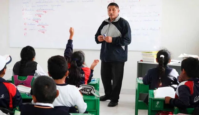 Conoce los pasos a seguir para inscribir a menores en colegios públicos. Foto: Andina