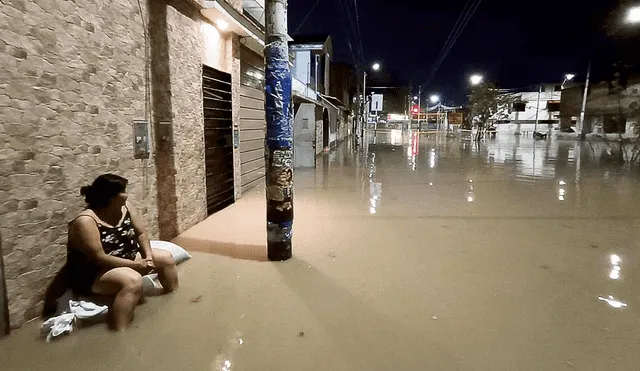 Riesgo. Familias viven en zonas de alto riesgo de inundación. Foto: cortesía/LR