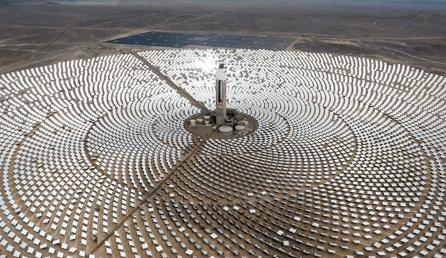 Planta de energía solar de Atacama Chile. Foto: La República