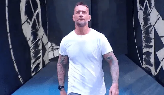 CM Punk realizó su aparición en el Allstate Arena de Chicago en el final del evento. Foto: WWE