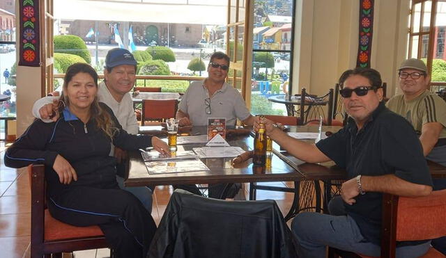 Ivette Rodríguez, esposa de Calmet, junto a sus hermanos Julio Rodríguez, Marco Rodríguez, Aldo Rodríguez y Julio Ernesto Rodríguez. Foto: La República