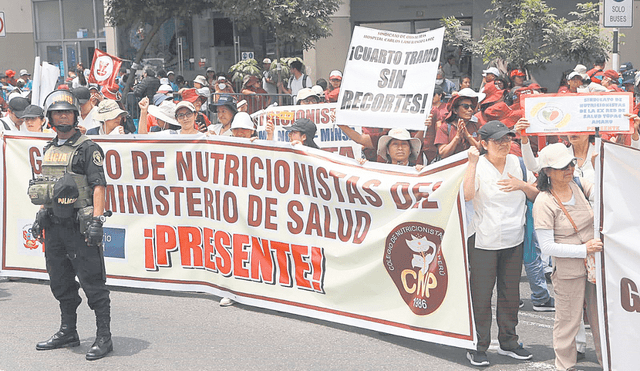 Huelga. Los gremios se sienten engañados. Piden la intervención de la presidenta Boluarte. Foto: Marco Cotrina